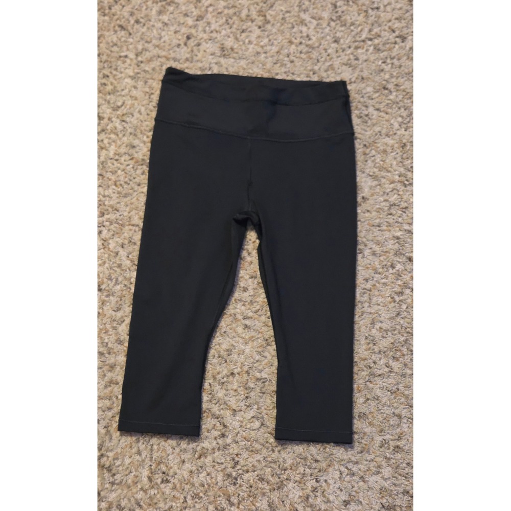 Athleta Accelerate Crop Capri Pants Women's Size Medium‎ Black